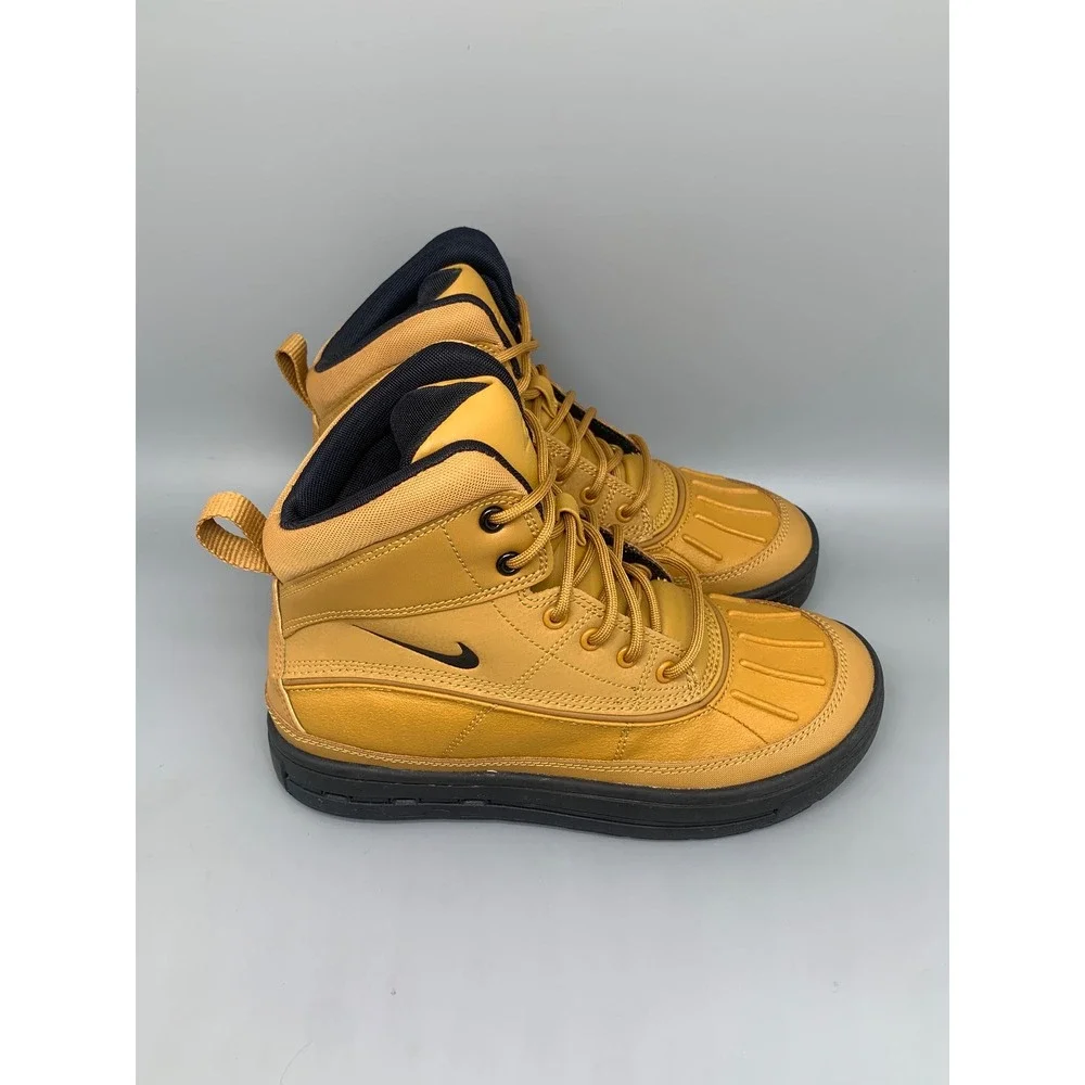 Nike Woodside 2 High ACG Wheat Boots 524872-703 Kids Sz 3.5Y Women's Sz 5